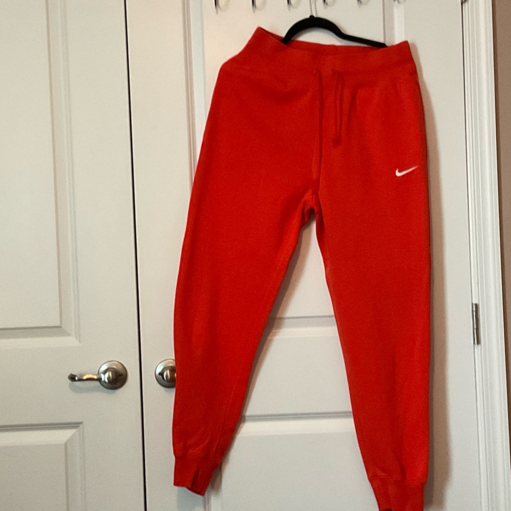 Nike Coral Sweatshirt and Joggers Set with White Swooshes - Picture 5 of 7